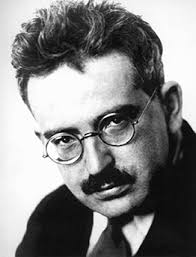 La crítica del derecho en Walter Benjamin y los caminos divergentes para alcanzar una nueva era histórica