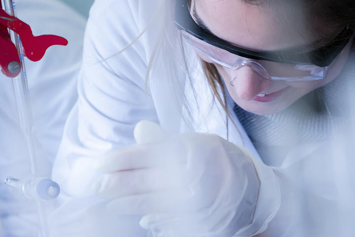 Cinco razones para no privatizar la ciencia