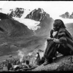 The Other Colonial Booty: The Exploitation of Indigenous Knowledge during 16th Century from a Cognitive Materialist Perspective